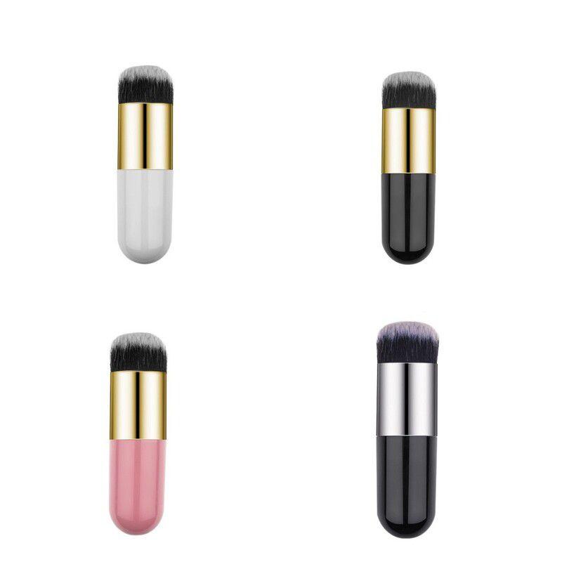 Pinsel mit rundem Kopf für müheloses Auftragen von Puder und Rouge