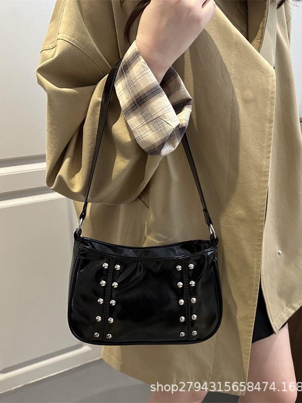 2025 Chic Women's Rivet Strap Shoulder Bag - Autumn/Winter Collection