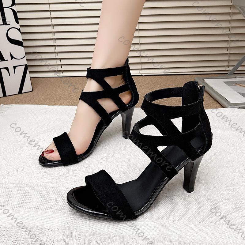Móda Comemore Sexy Peep Toe Křížové Dámské Vysoké Podpatky Sandály Léto Nové Zapínání na Zip Vzadu Kryté Podpatky Gladiátorky Sandály Velká Velikost Černé Lodičky