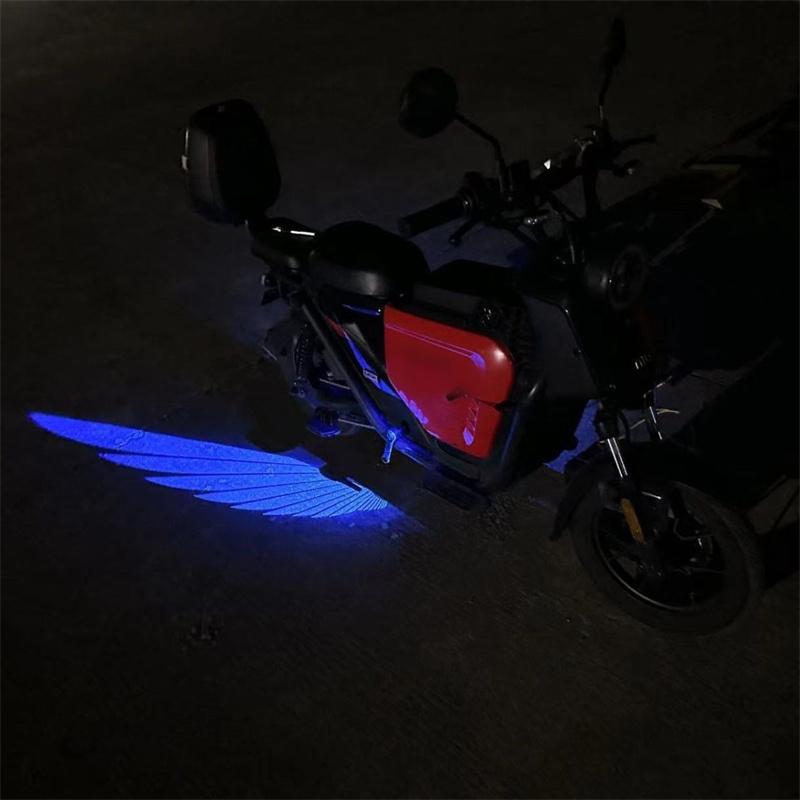 2 szt. Motocyklowy projektor świateł podwozia LED Ghost Angel Wings Light motocyklowa modyfikacja LED oświetlenie dekoracyjne