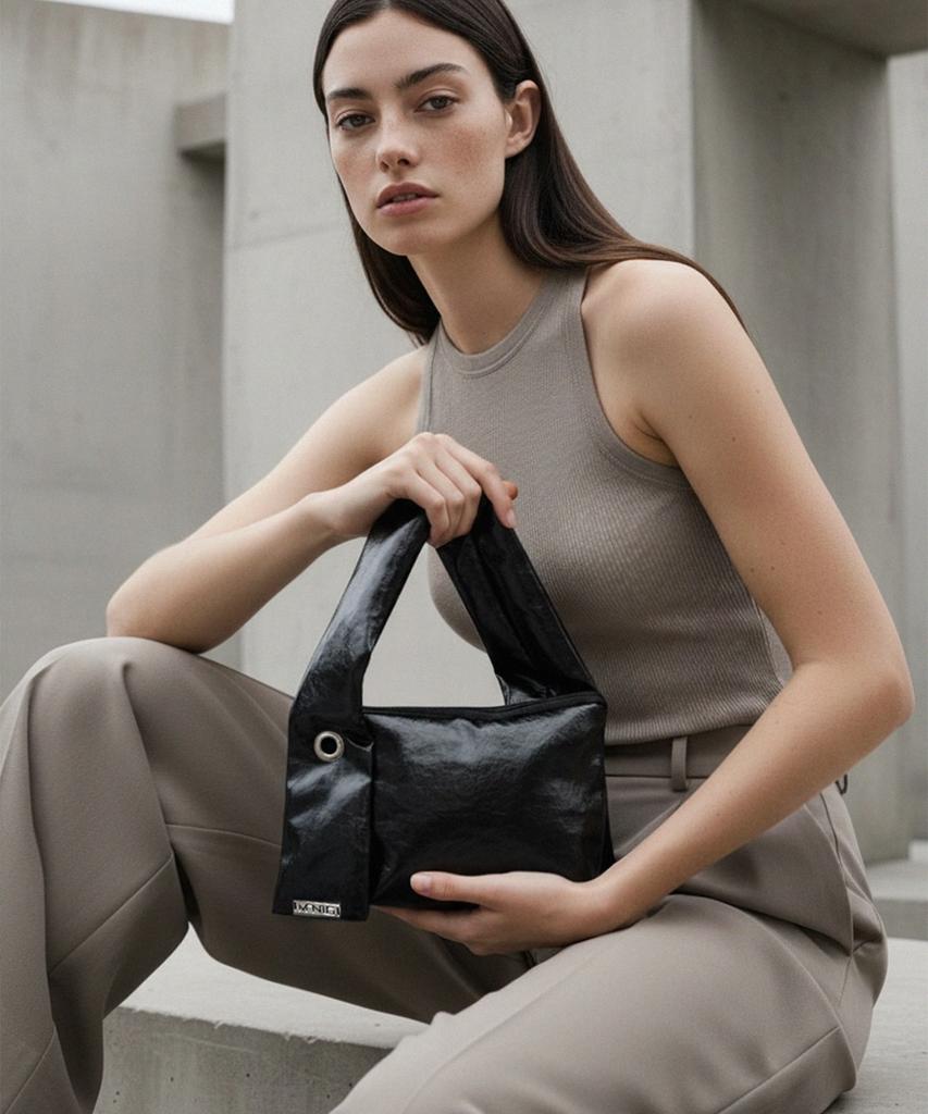 Manig A-Ring Ford Crush Mini Bag Black