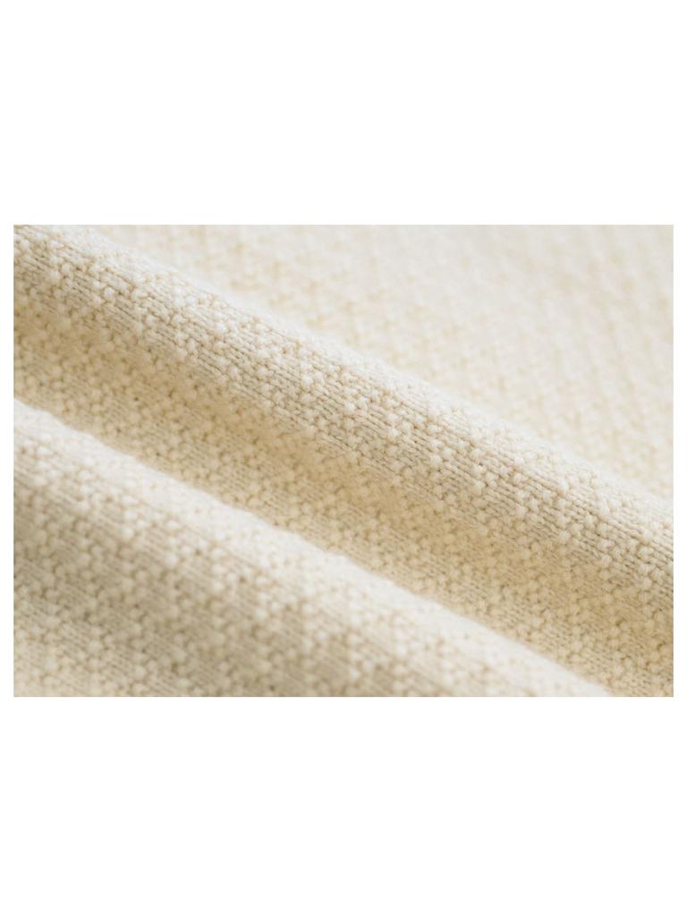 GUBIN Retro Pattern V-Neck Knit - Ivory