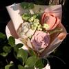 SEVENMOONS Eternal Knitted Flower Gift