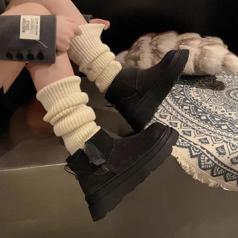 Winter new short boots thickened warm thick-soled velvet non-slip boots women's snow bread cotton shoes Martin boots women's