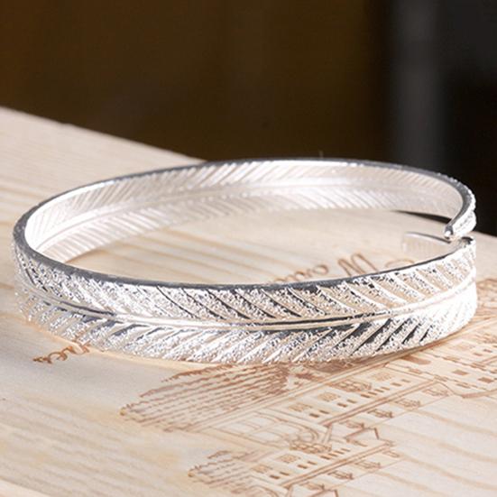 Women's Vintage Silver Plated Feather Cuff Bracelet Adjustable Opening Bangle Jewelry