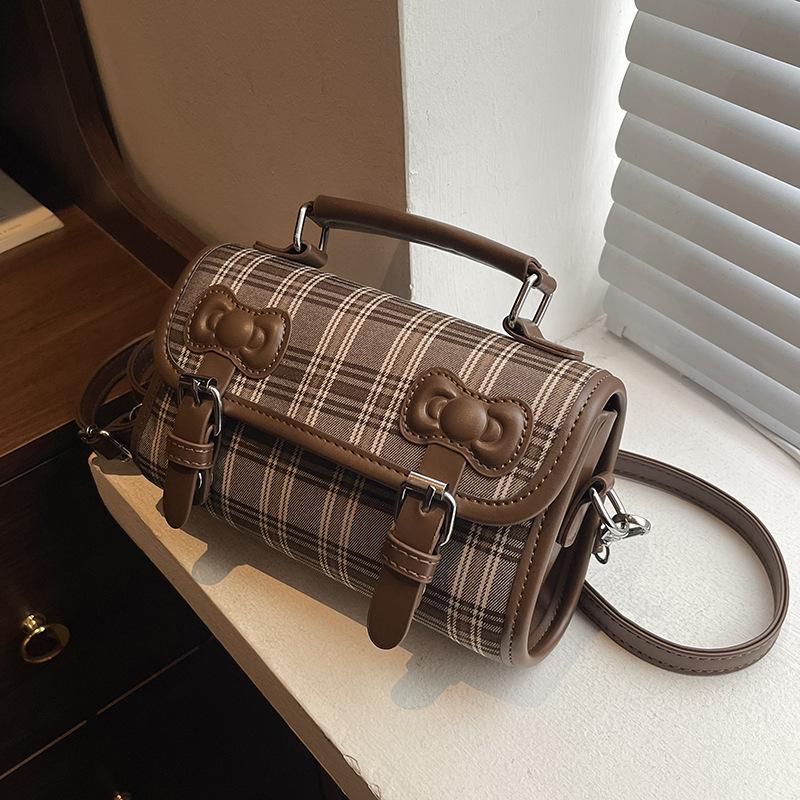 

2025 Fall/Winter New British Style Handheld Small Square Bag Casual Versatile Striped Shoulder Bag Korean Commuter Crossbody Bag