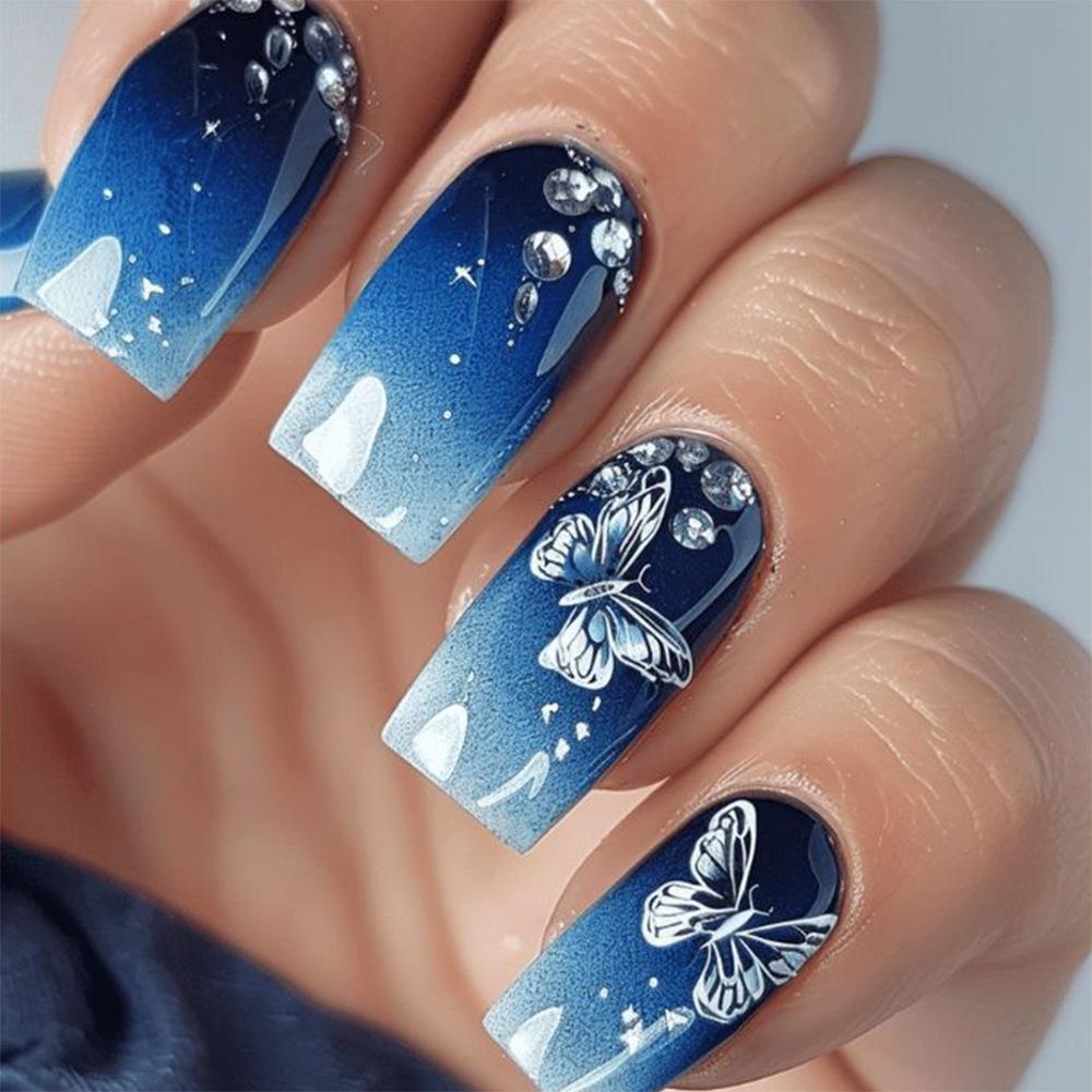 24 Pezzi Unghie Finte French Press Semplici Punte Unghie Design Striscia Amore Unghie Finte Quadrato Corte Donna Acrilico Copertura Completa Nail Art Unghia Finta