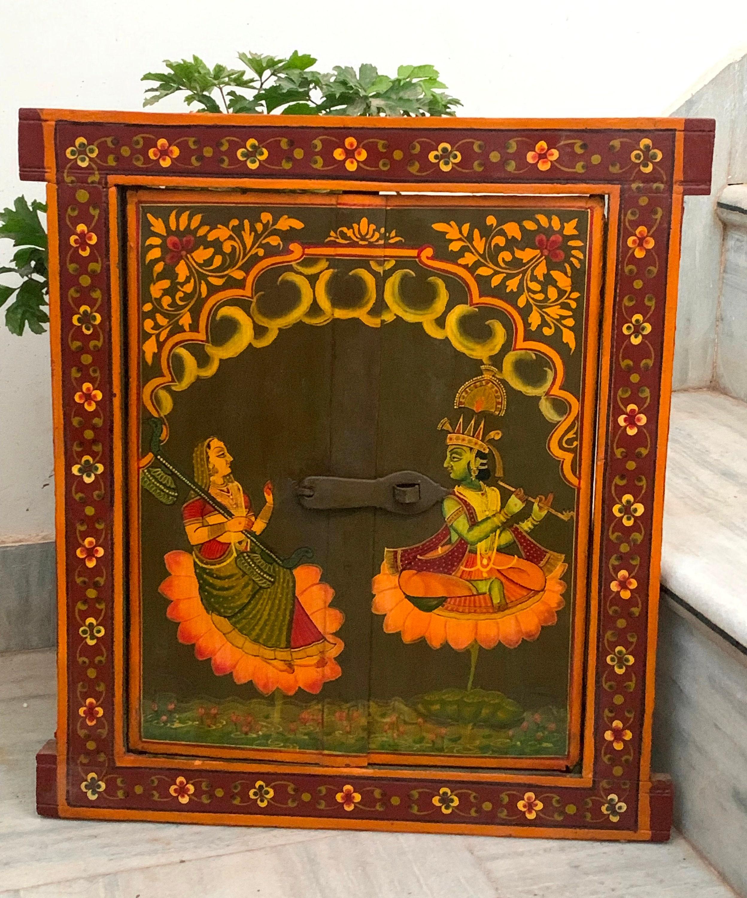 Antique Hand-Painted Krishna Wooden Window Frame: Indian Religious Decor разноцветный