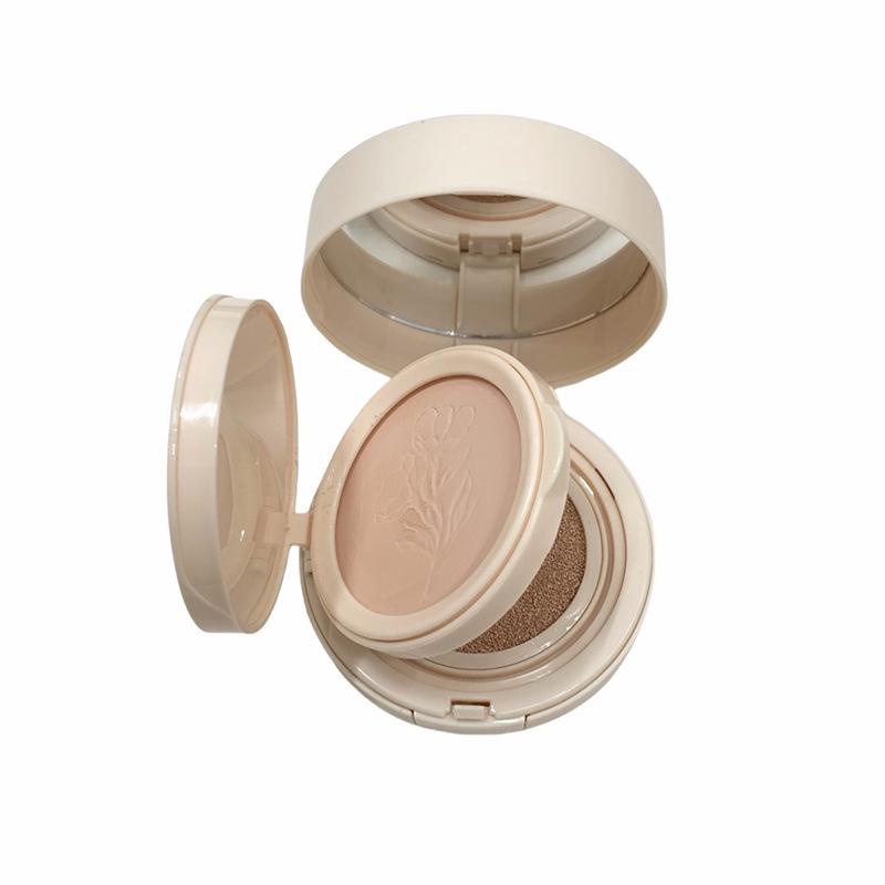 Gege Bear Makeup Cushion Cream Powder Compact: Concealer, Oil Control, Waterproof, Long-lasting Foundation.