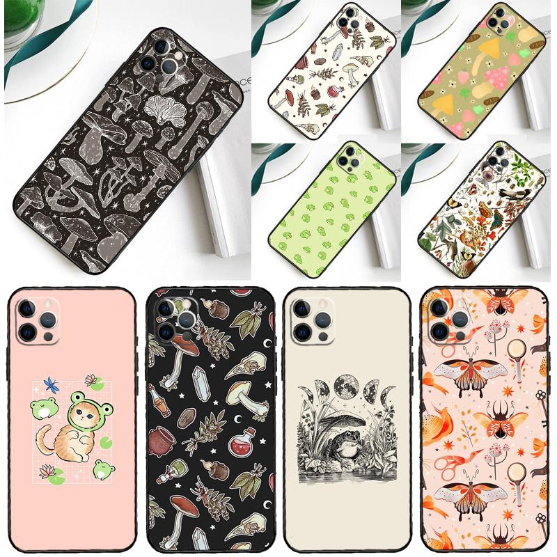 Cottagecore Frog Mushroom Moon Witchy Phone Case For iPhone 16 Pro Max 11 13 14 15 Pro Max 12 Mini XR 16 15 Plus 16e Back Cover