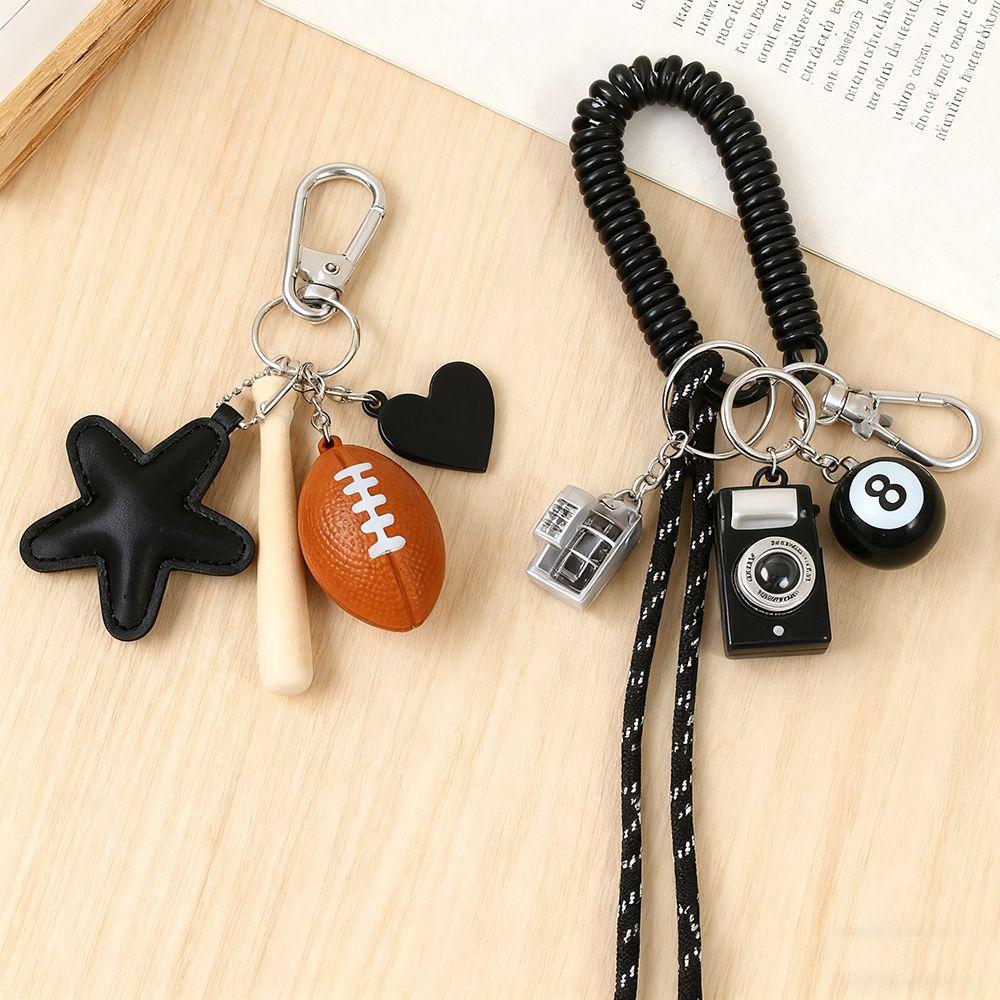 Elegante Baseball-Anhänger aus Leder PVC Vielseitiger Taschenanhänger Kreativer Perlen-Taschenanhänger Frauen