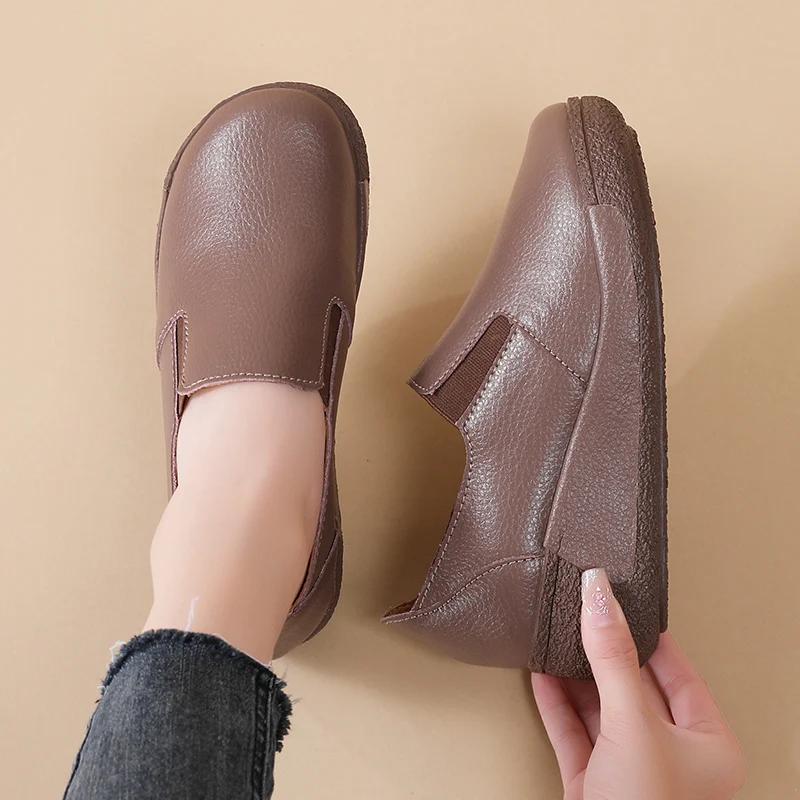 Leather Ladies Loafers Autumn Women's Shoes Platform Flats Sneakers Female Moccasins Shoe Women Slip On Shoes Black Soft Casual