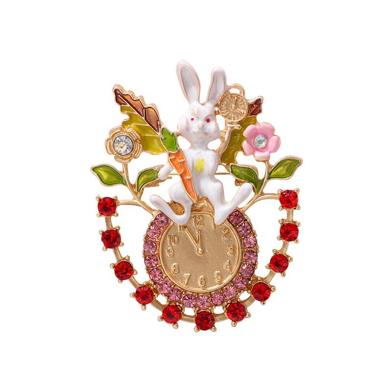 

Retro literary rabbit watch brooch female pastoral dream rabbit radish fashion corsage high-end pin