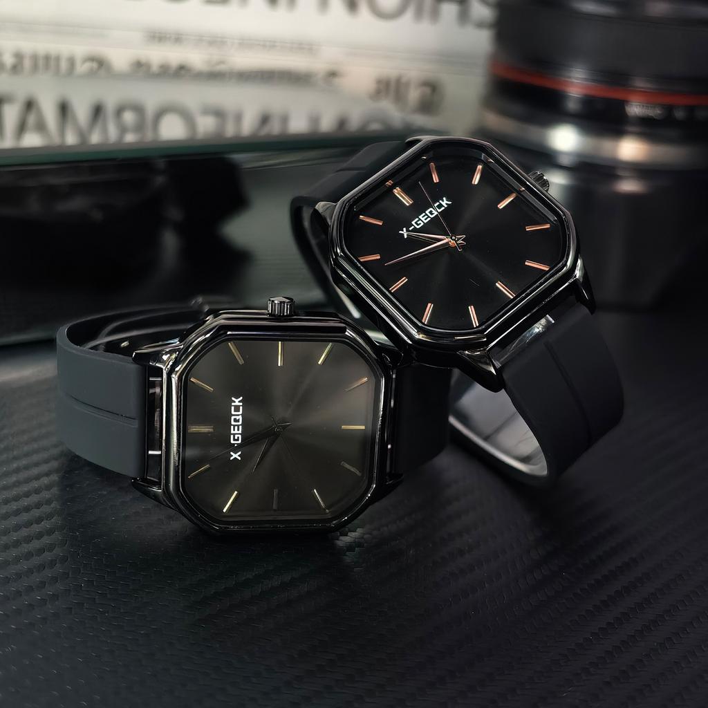 Men'S Watch Magnetic Suction Silicone Tape Simple Temperament Wind Simple Square Quartz Watch