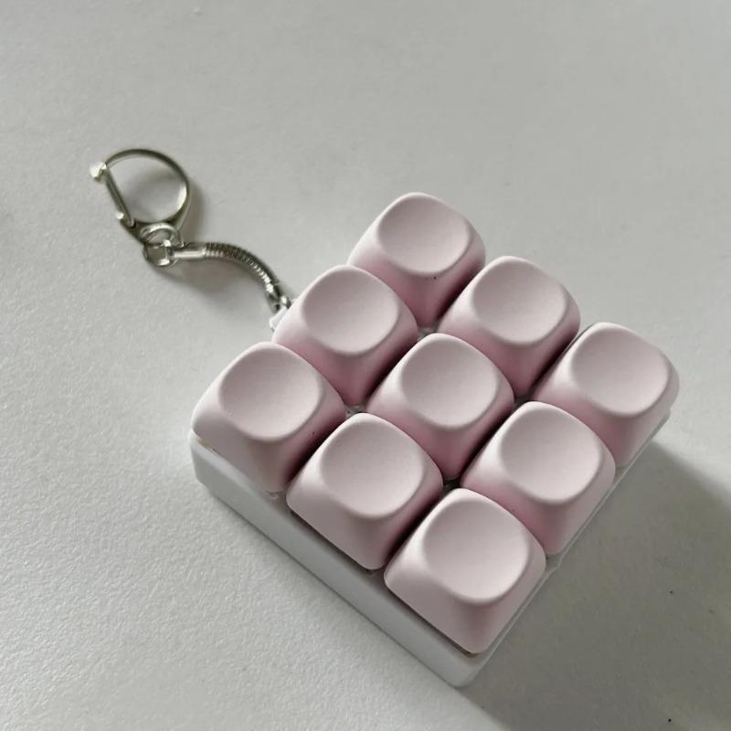 Decompression 9 Keyboard Key Toy for Adults Antistress Toys Boys Girl Anti Stress Finger Keyboard Games Keychain Jewelry