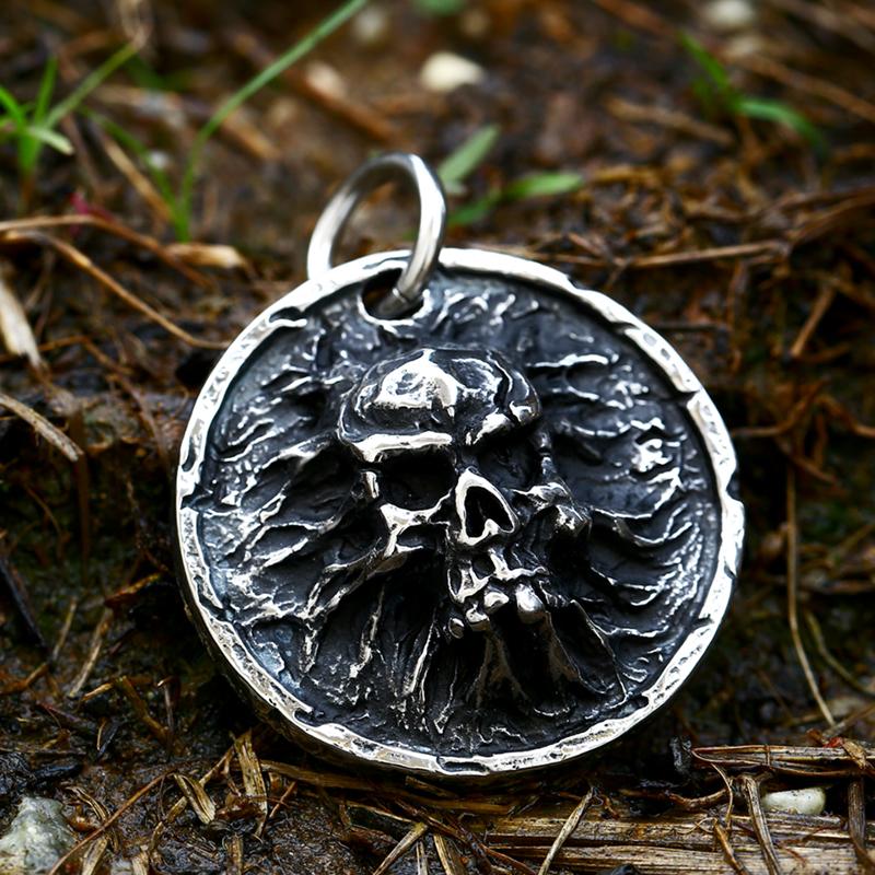

2022 316 L Stainless Steel Creative Design 3D Skull Pendant Necklace Round Punk Hip Hop Biker Jewelry For Men Wholesale