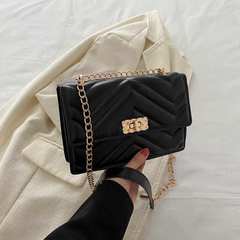 Stylish Solid Color Chain Bag For Women Casual Fashion Spring 2024 With Quilted Design