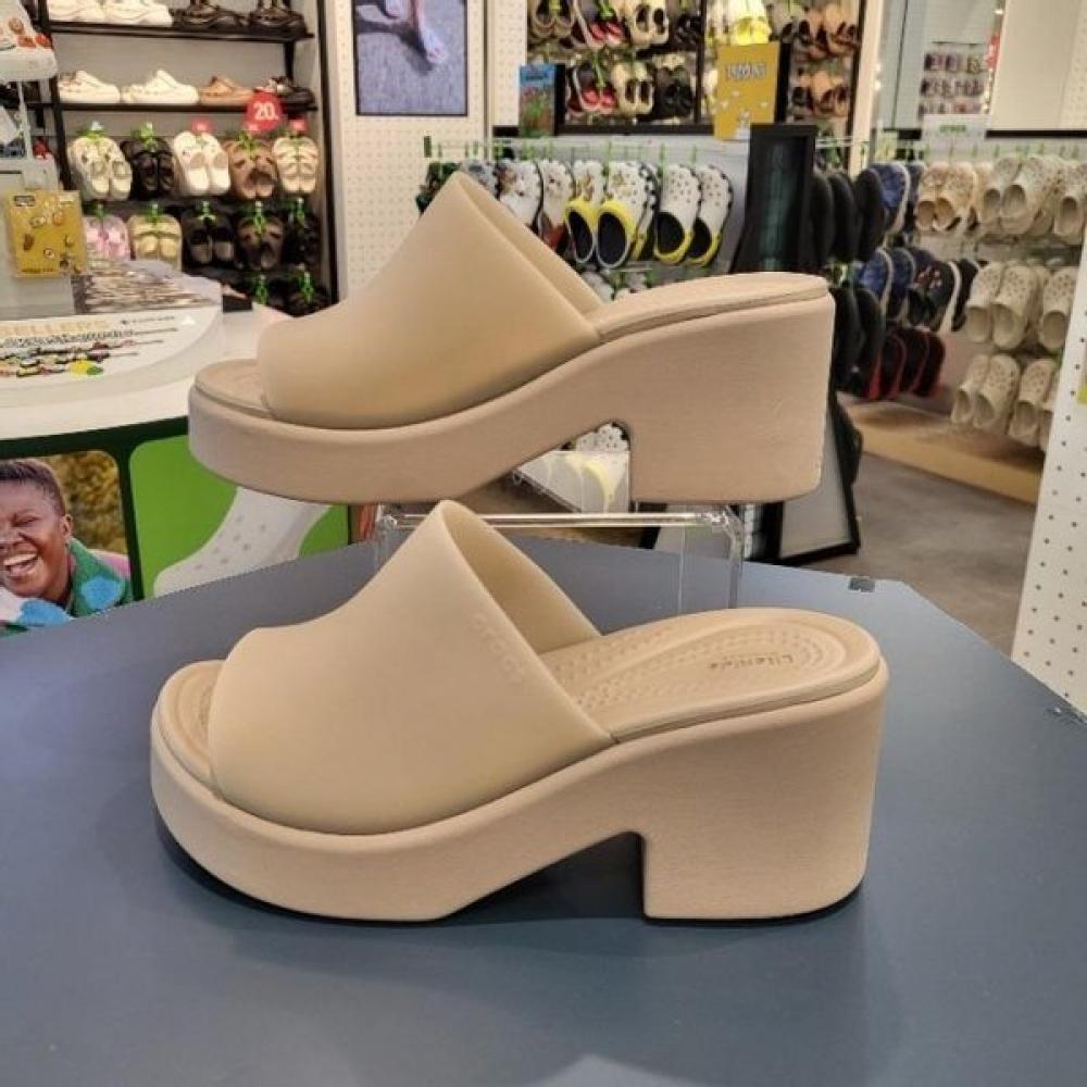 

Crocs Hc14 Crocs Brooklyn Frosted Slide Hill Taupe 210981 2 14 Beige series/250