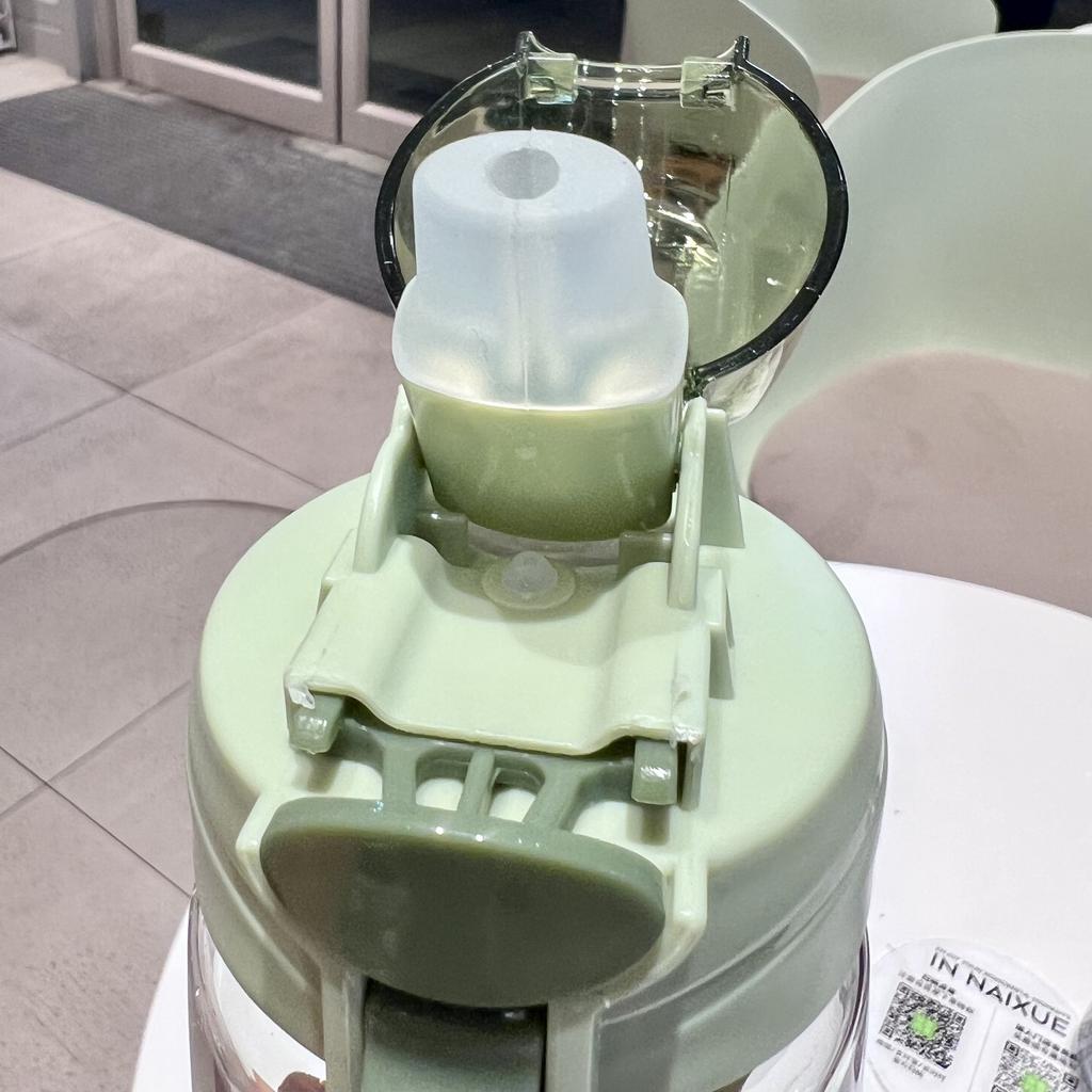 550ml Kinder Trinkbecher Wasserflaschen Kreative Cartoon Fütterung mit Strohhalmen und Deckeln Auslaufsicher Tragbar Kleinkinder Getränkebecher