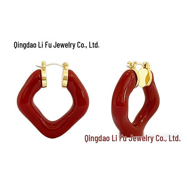 Lisa Style 2021 Trendy Geometric Round Earrings: Light Luxury Design