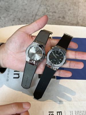Pure Circle Shape Great Design Watch for Man and Woman