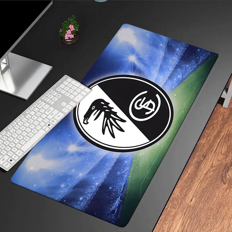 Club Crest Design Mouse Pad, Rubber Base, Mouse Pad for Gamers and Office Use, Gaming Desk , Easy To Clean Mat Christmas fan gifts