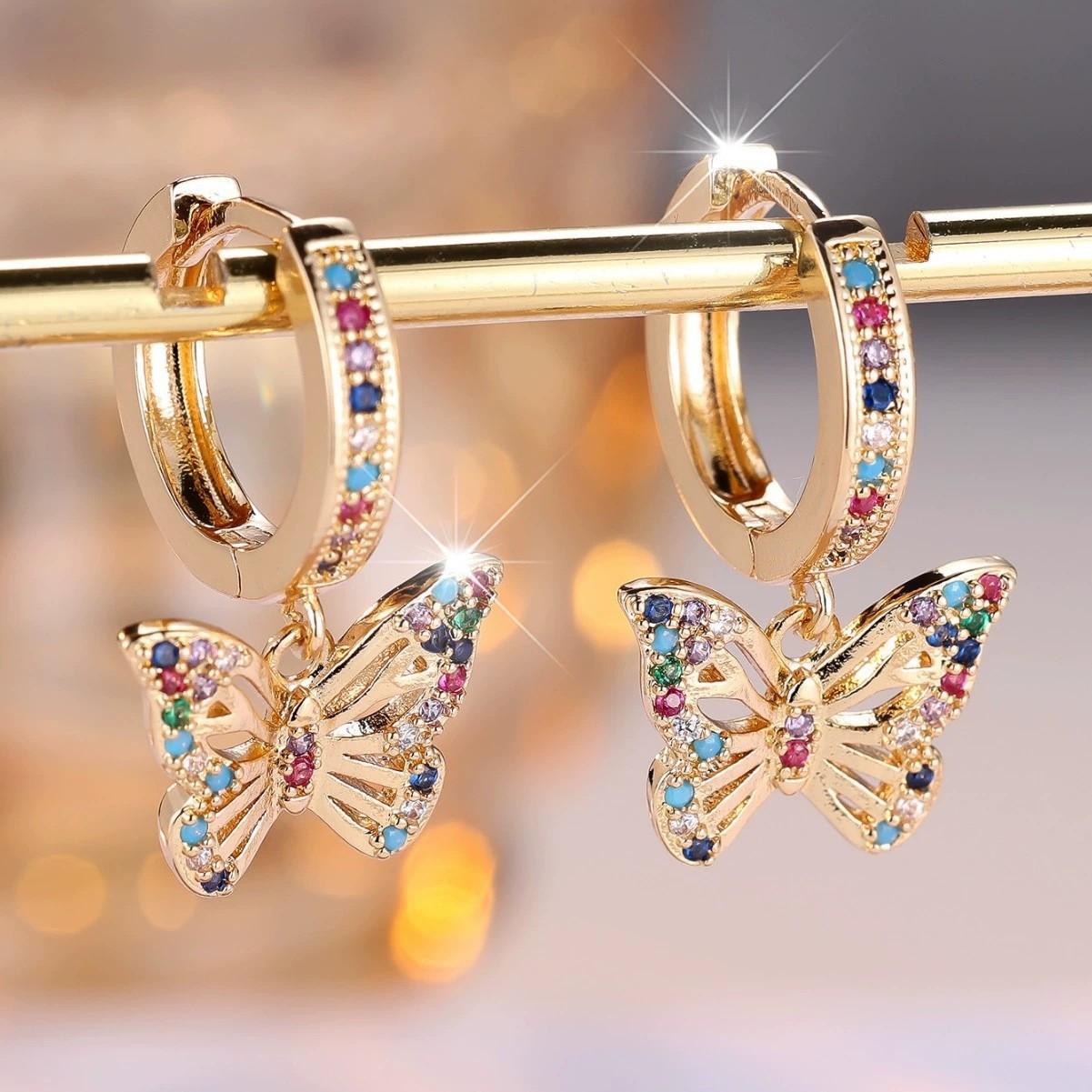 Exaggerated, Versatile, Unique And Creative Heart-shaped Earrings For Women. Hollow Butterfly-shaped Heart-shaped Dangling Earrings. One Size золотой