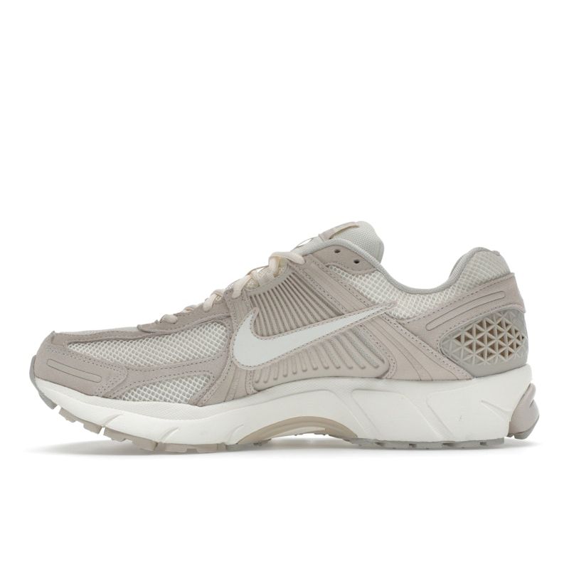Nike Air Zoom Vomero 5 Light Orewood Brown Men Sneakers Cream HF1553-100