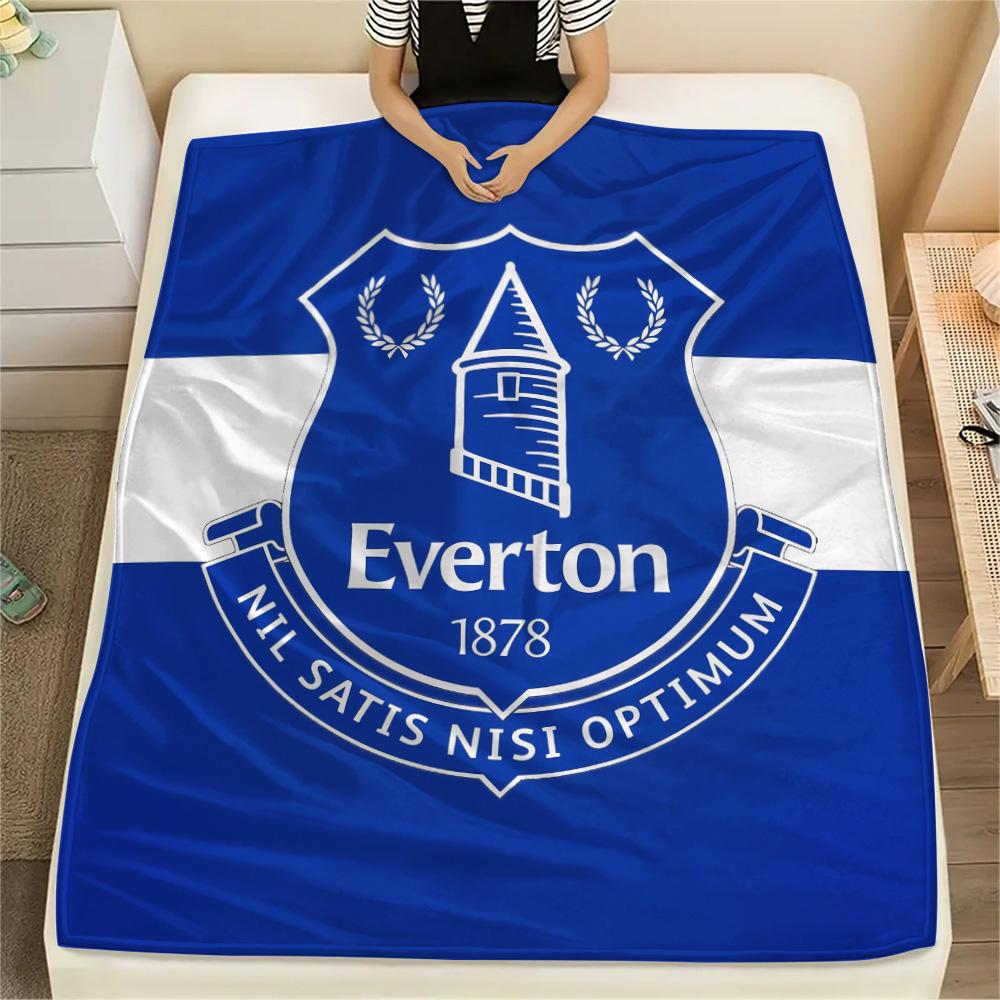 

Everton FC Print Flannel Blanket, High quality Comfortable for All Seasons, Home Decor, Warmth and Comfort 130cm x 150cm