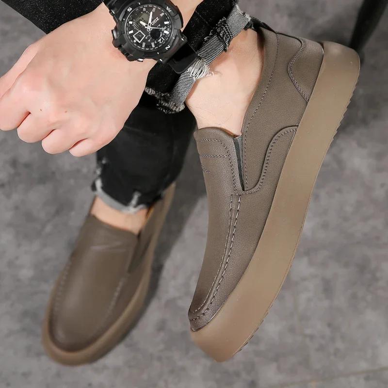 Fashion New Luxury Designer Men's Shoes Genuine Leather Slip On Loafers Mocasines Summer Breathable Driving Shoes Walking Men Sneakers