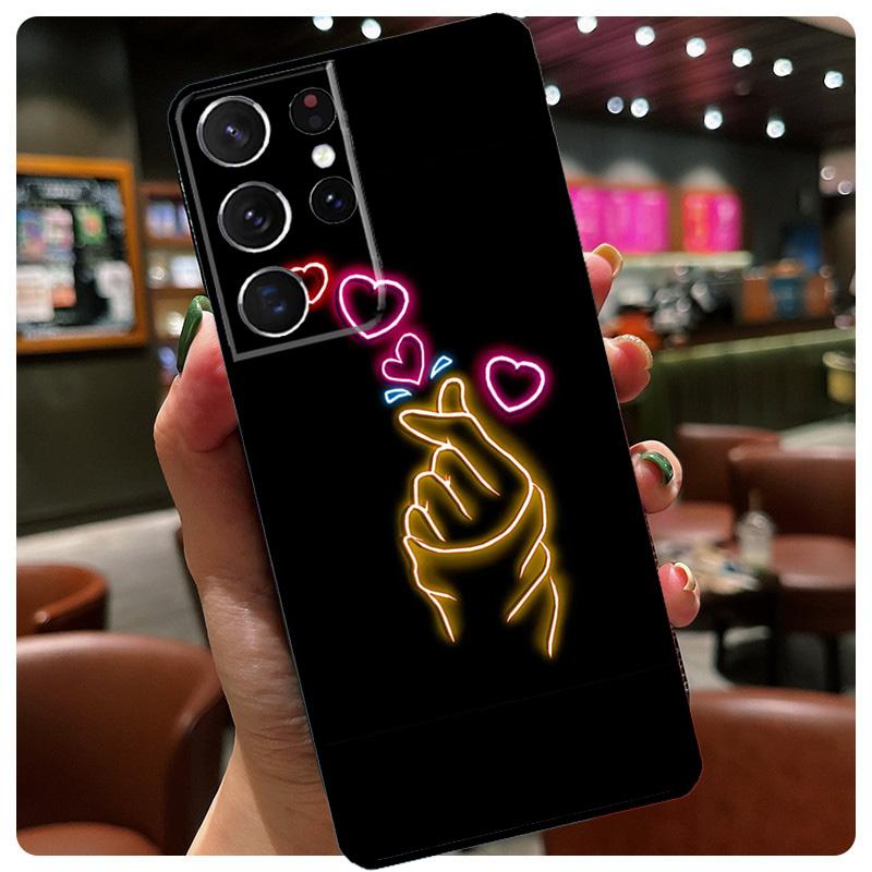 Hand Holding Moon Finger Heart Phone Cover For Samsung Galaxy S23 S21 S22 Ultra S20 FE Note 20 Note 10 S8 S9 S10 Plus Case