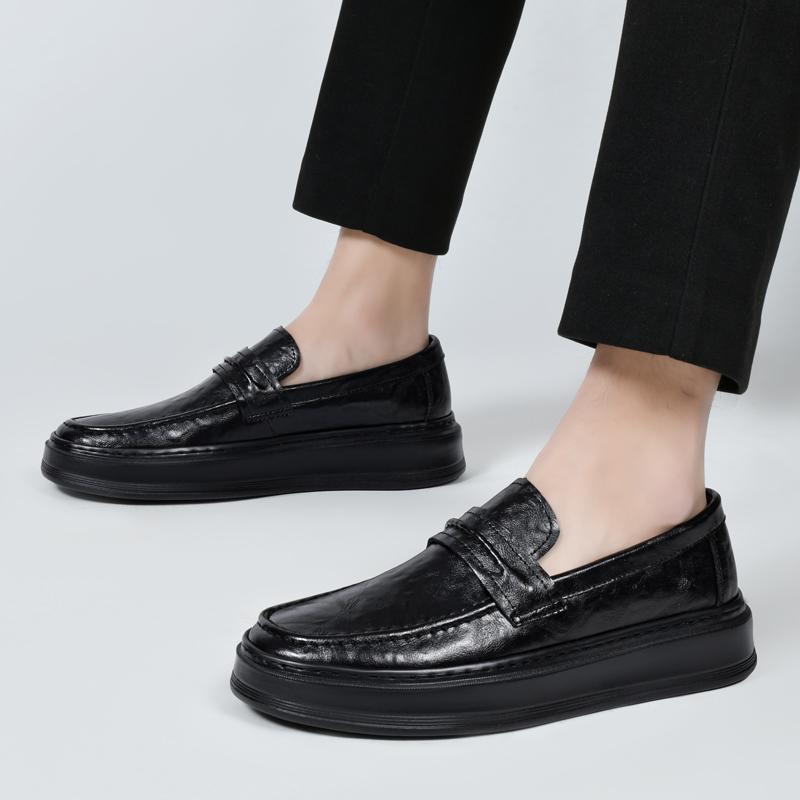 Fashion New Handmade Mens Sneakers Genuine Leather Male Loafers Slip On Casual Shoes Rome Soft Loafers Comfty Driving Footwear Moccasins