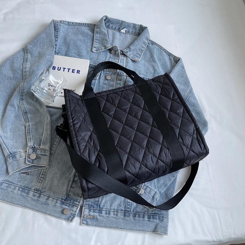 Женская сумка большой вместимости — фото 15