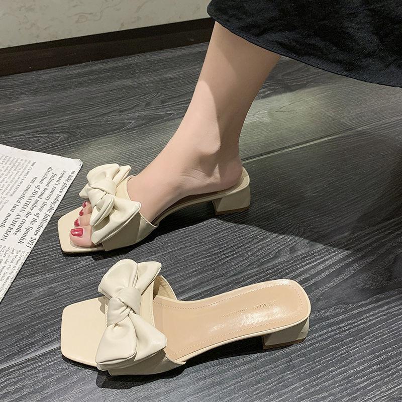 Neue Sommer Internet-Berühmtheit Dicke Ferse Coole Pantoletten Offene Zehen Tragen Mittelhoher Absatz Schleife Schuhhalter Mode Trendige Pantoletten Damenschuhe
