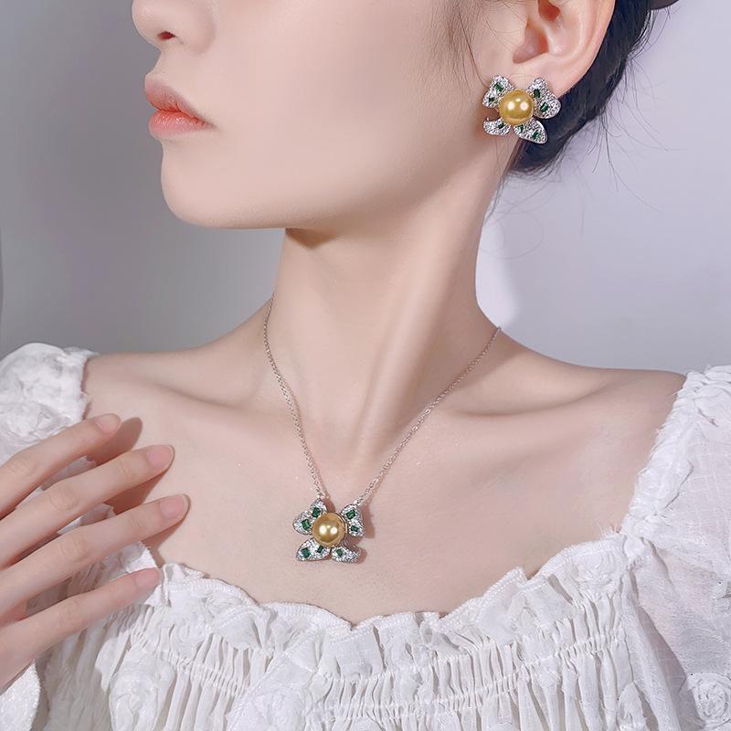 Manufacturer's Set Of Pearl Earrings Necklace Emerald Nanyang Women's Style High-end Palace Fashion