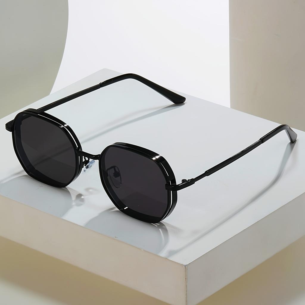 Metallic Punk Style new European and American Hexagonal Fashionable Men's and Women's Sunglasses