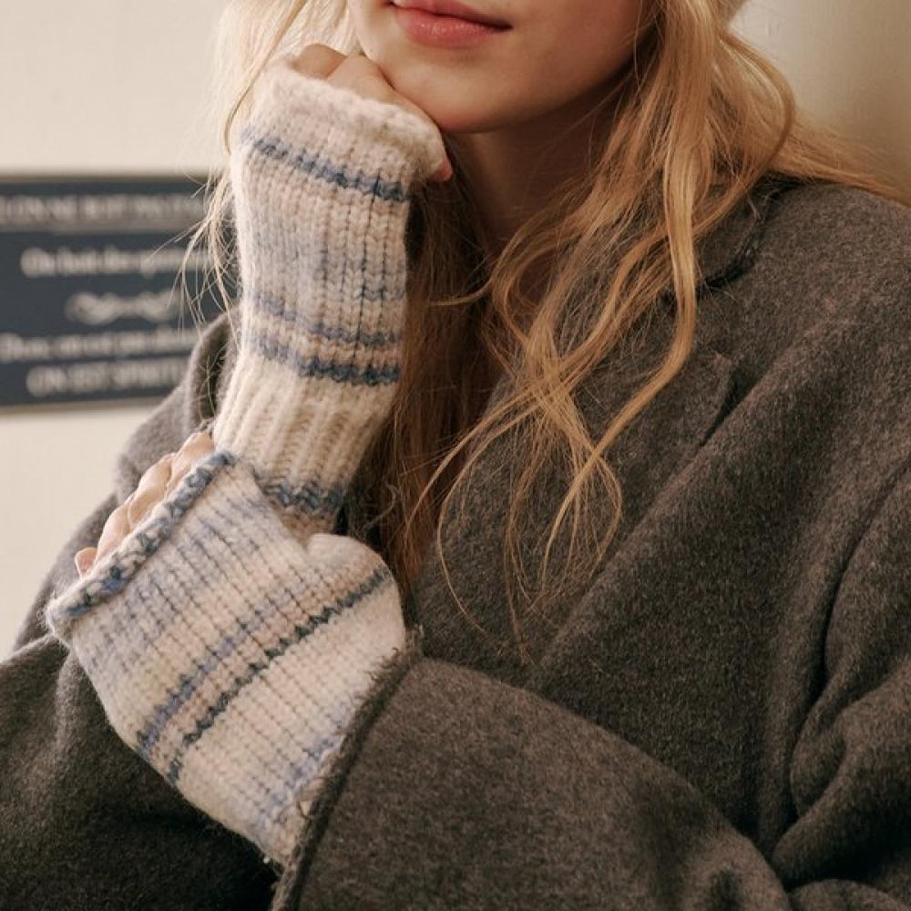 ALLINCOMPLETE כובע גרב 'מסע השמיים' 3 צבעים