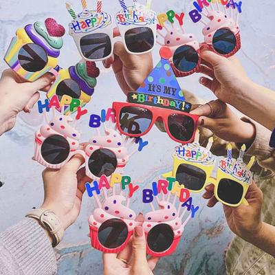 2 ks narozeninové brýle Barevný tvar košíčku Opakovaně použitelný pevný pant Lehký unisex ozdobný párty fotorekvizita narozeninové brýle