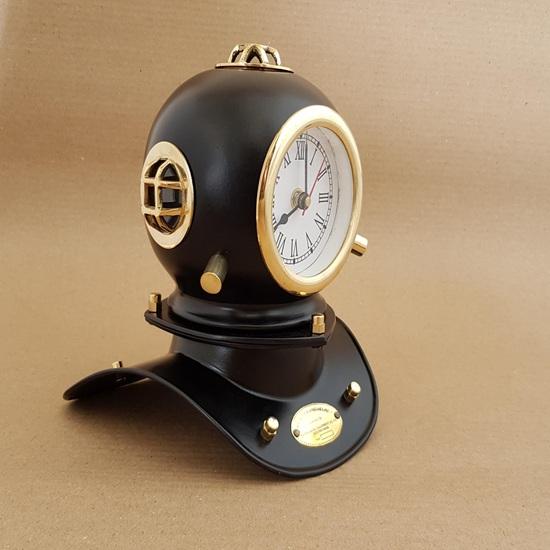 15.24 Cm Mini Diving Helmet With Clock Nautical Maritime Clock Black Diving Helmet Desk Top Clock Home Decor