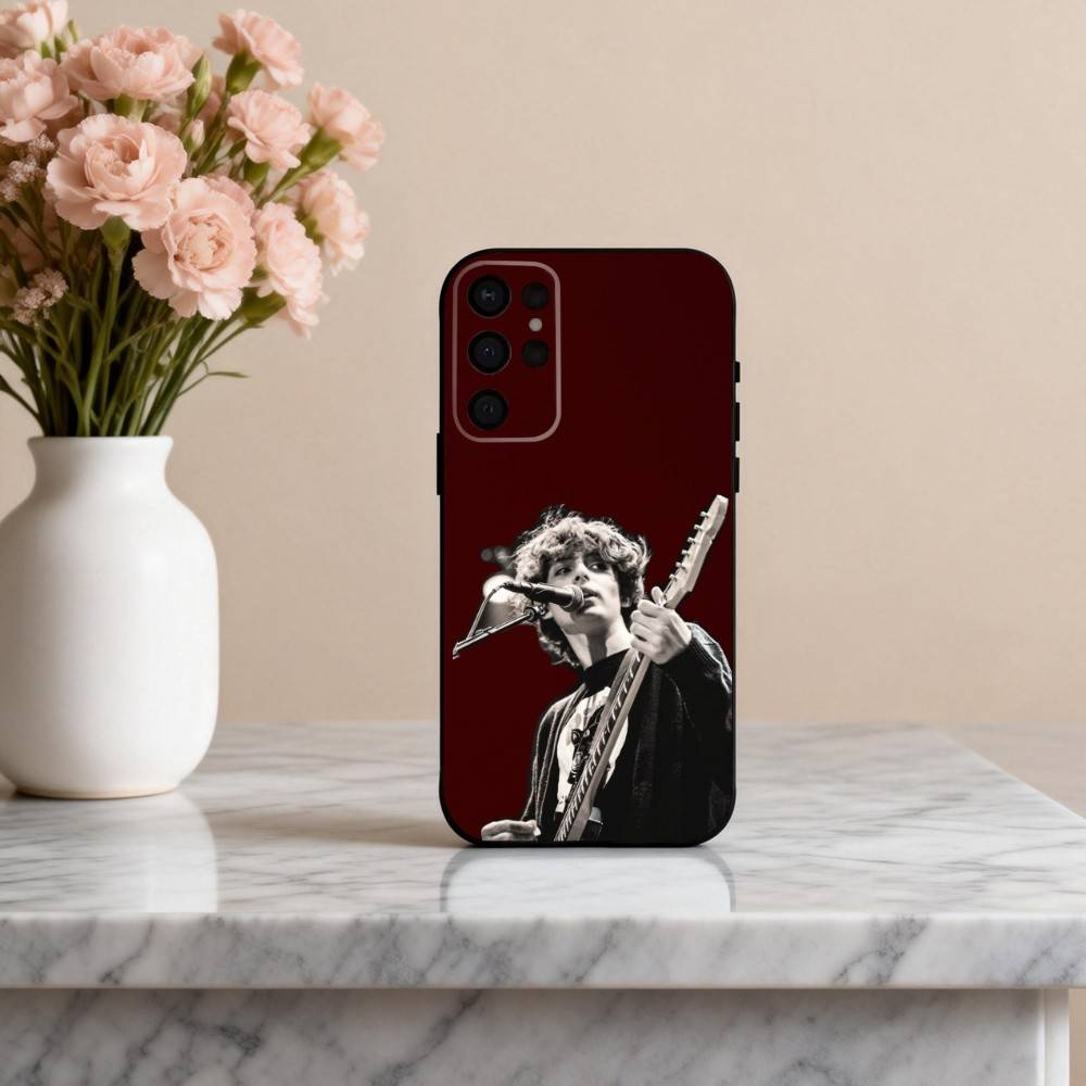 R-Rock M-Music Icon Finn W-Wolfhard Phone Case For Samsung S25,24,23,22,30,21,10,9,Ultra,Plus,Lite,FE,4,5 G Soft Black Case