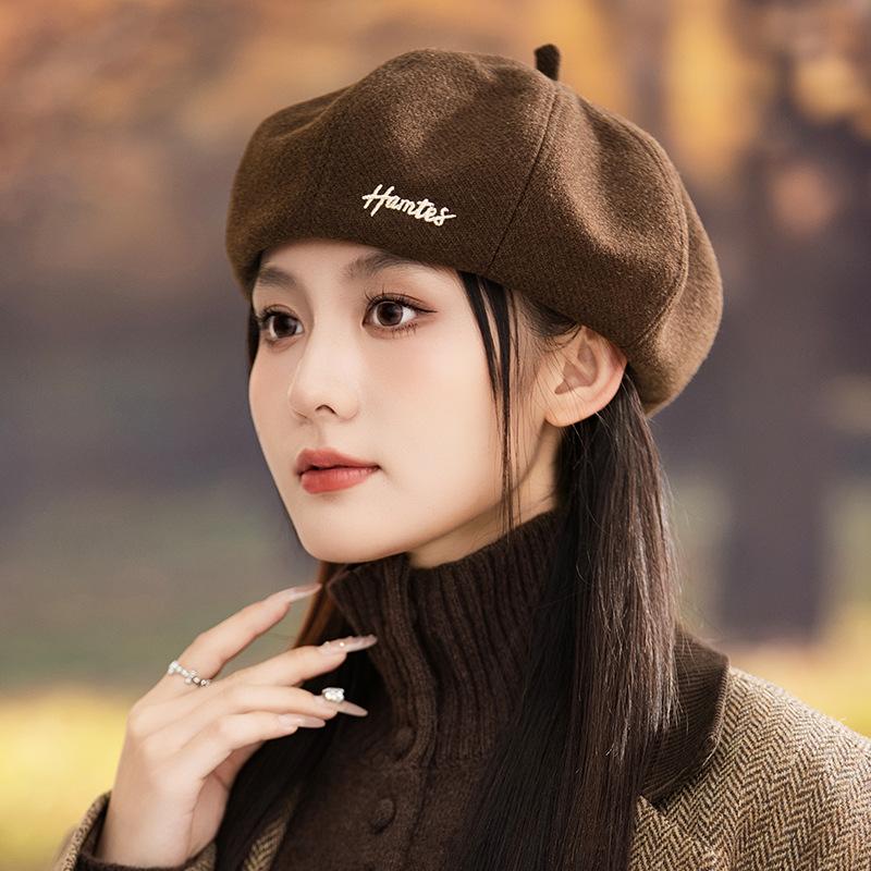 Versatile Embroidered Beret for Women In Autumn and Winter Outdoor Casual Painter Hat Big Head Circumference Showing Face Small Octagonal Hat