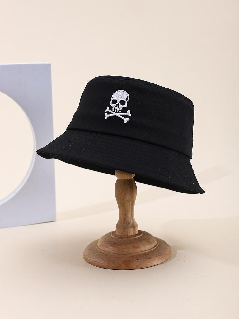 Unisex Black Embroidered Skull Fisherman Hat Korean Style Simple Single-Sided Bucket Hat for Women And Men Foldable Streetwear