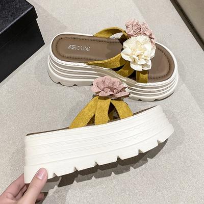 Moteriška avalynė – Basutės