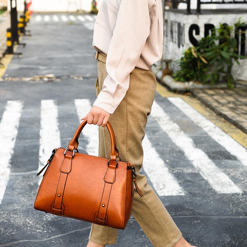 2024 New Women's Genuine Leather Handbag: Stylish Korean Shoulder & Crossbody Bag with Large Capacity