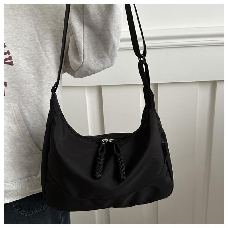 Fashion versatile underarm large-capacity nylon cloth bag women's new autumn commuting shoulder dumpling bag