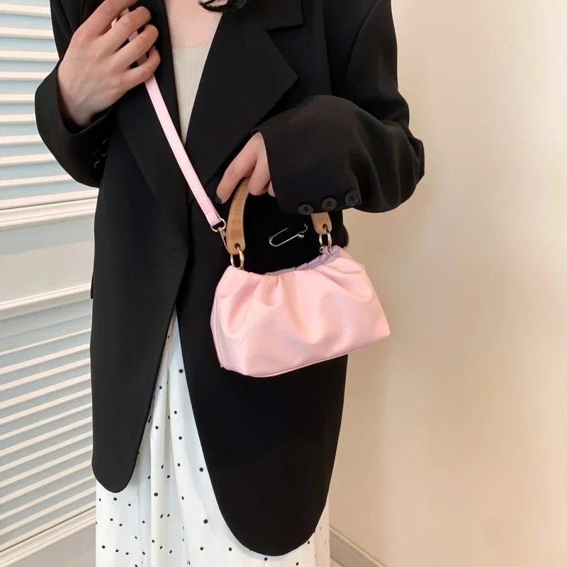 Hot Sale Fashion Versatile Sewing Thread Crossbody Bags  Light Luxury High Quality Solid Zipper PU Women's Handbags
