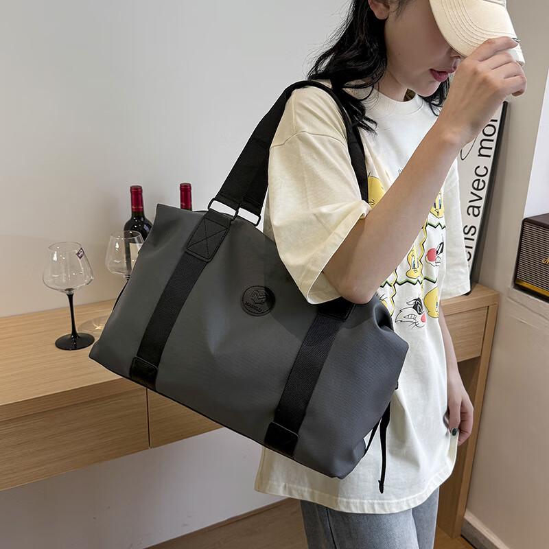 OLOMM Large Capacity Crossbody Travel Bag One Size