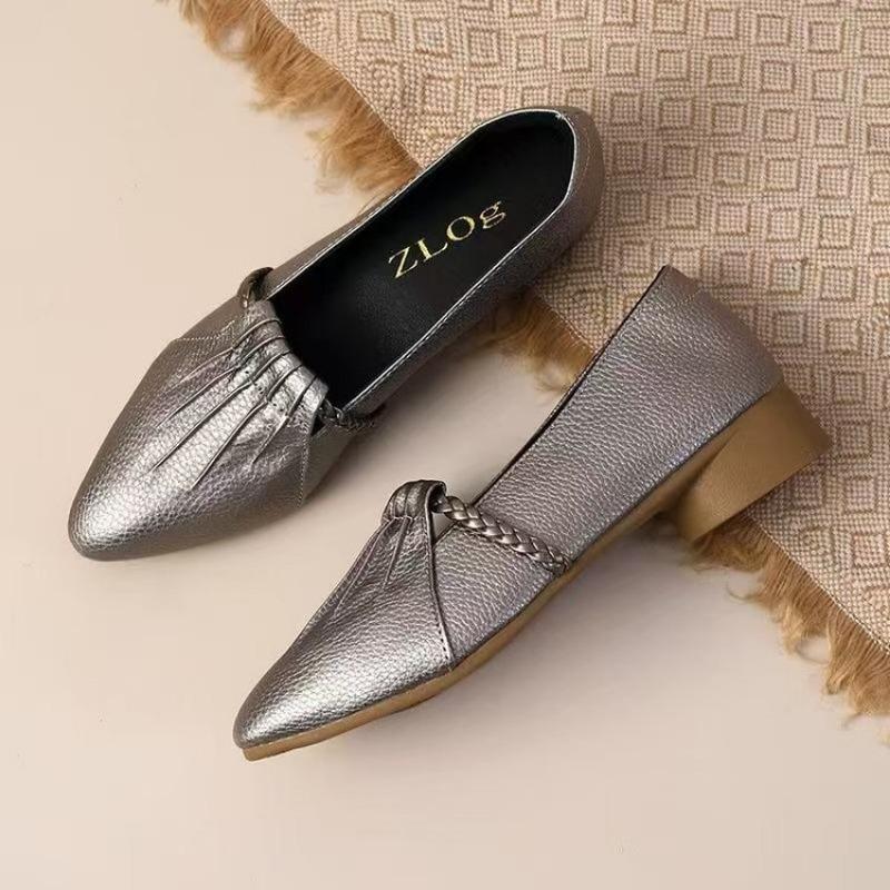 Spring and autumn new soft leather shallow mouth flat bottom Doudou shoes women versatile soft sole non-slip work single shoes women