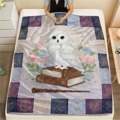 1Pc Cartoon Print Flannel Blanket, High Quality Comfortable for All Seasons, Home Decor, Warmth and Comfort, Perfect for Christmas Birthday Gift