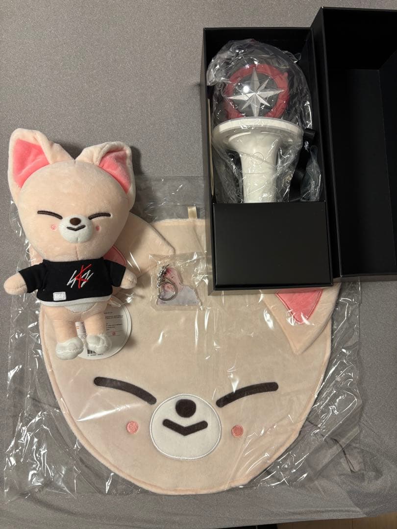 

[USED] Stray Kids I.N